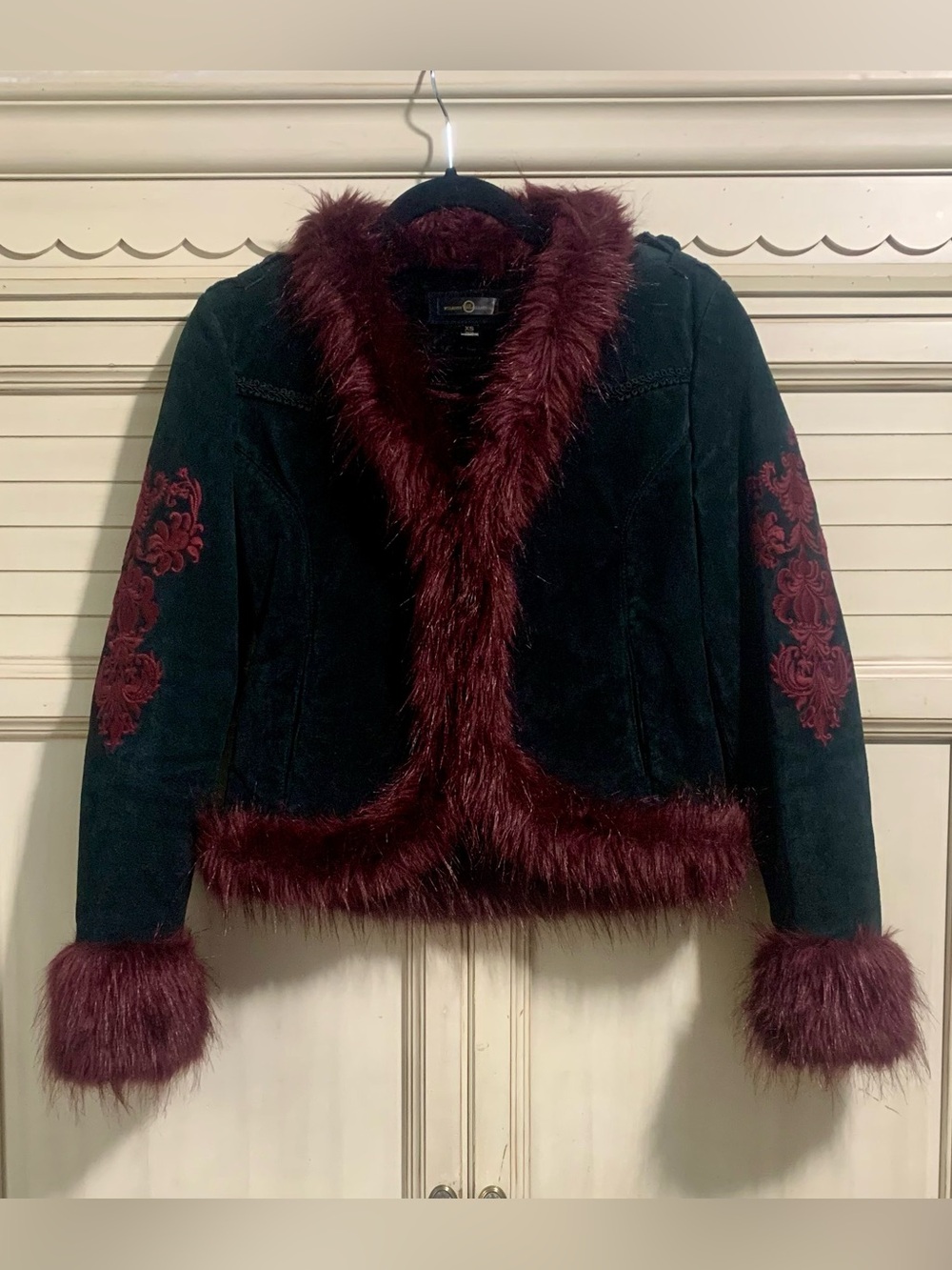 Wilsons Leather Maxima Suede Faux Fur Jacket Embroidery Vintage XS Embroidered